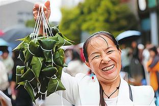 新细节！斯图尔特扔下包干了尤班一拳 后者没退缩像冰冷石像般站着